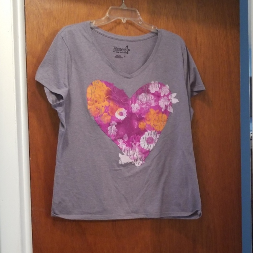T SHIRT